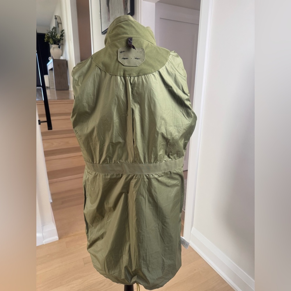 Patagonia Olive Green Waterproof Parka Jacket Size L/XL - Picture 8 of 12